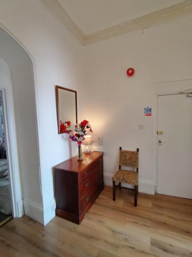 Studio With Parking Next To Port And Cliffs Apartment Dover Exterior foto